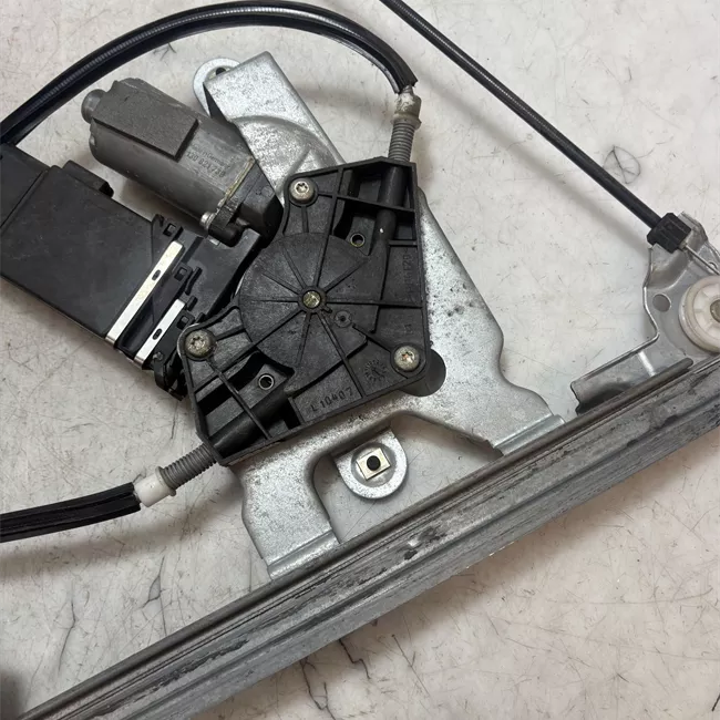Alzacristallo elettrico porta anteriore destro con motorimo