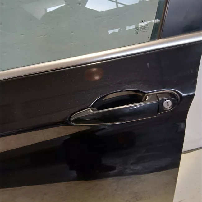 Porta anteriore sinistra