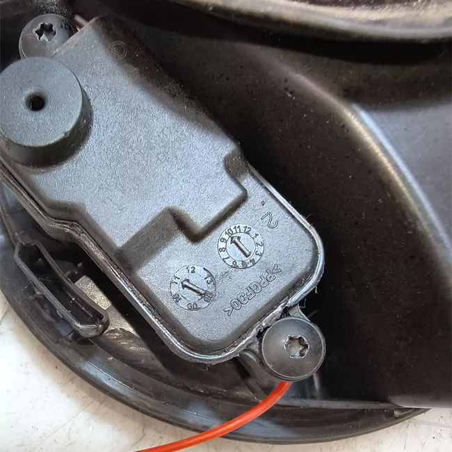 Sportello carburante primer
