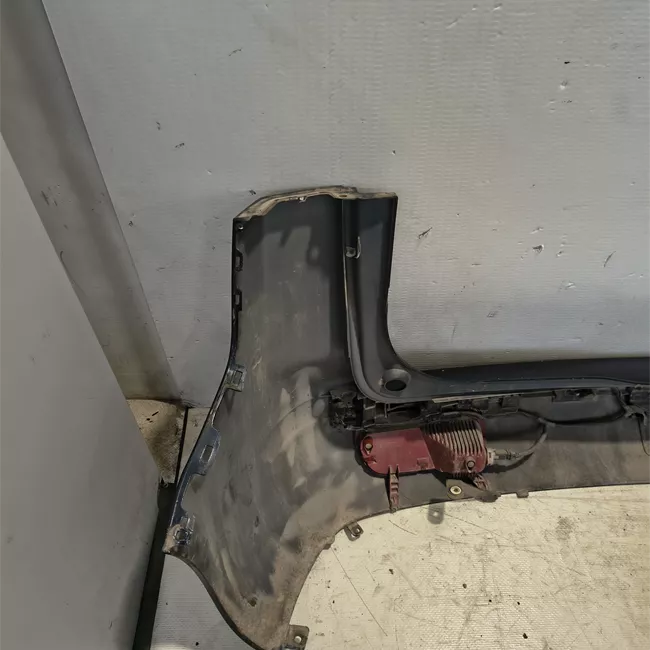 Paraurti posteriore con sensori parcheggio Primer