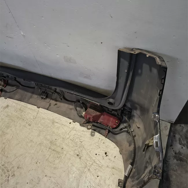 Paraurti posteriore con sensori parcheggio Primer