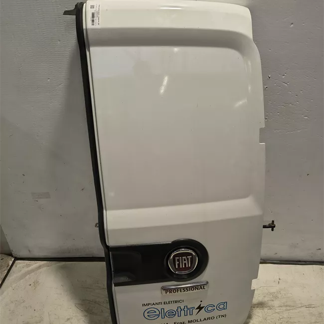 Porta carico posteriore a battente destra Lamierata