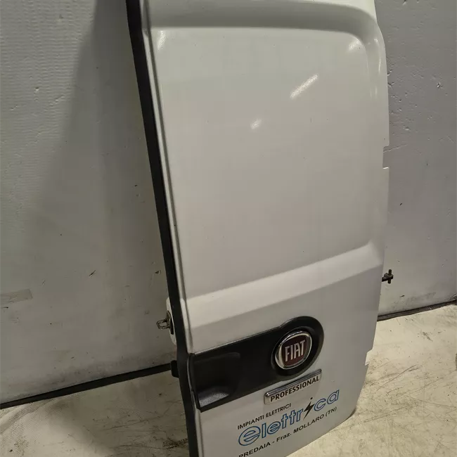 Porta carico posteriore a battente destra Lamierata