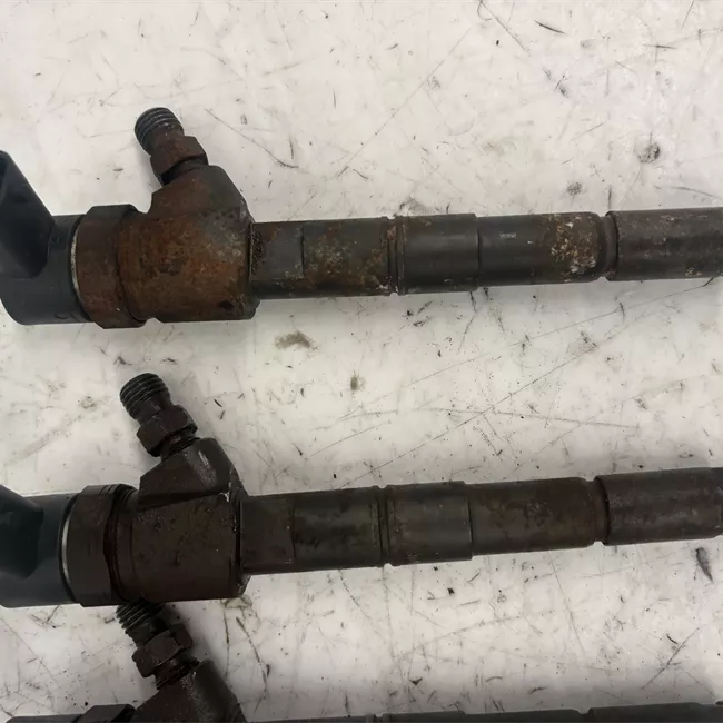 Iniettore diesel rotazionale