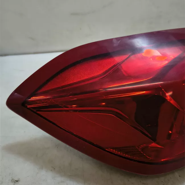 Fanale posteriore parte esterno sinistro Led