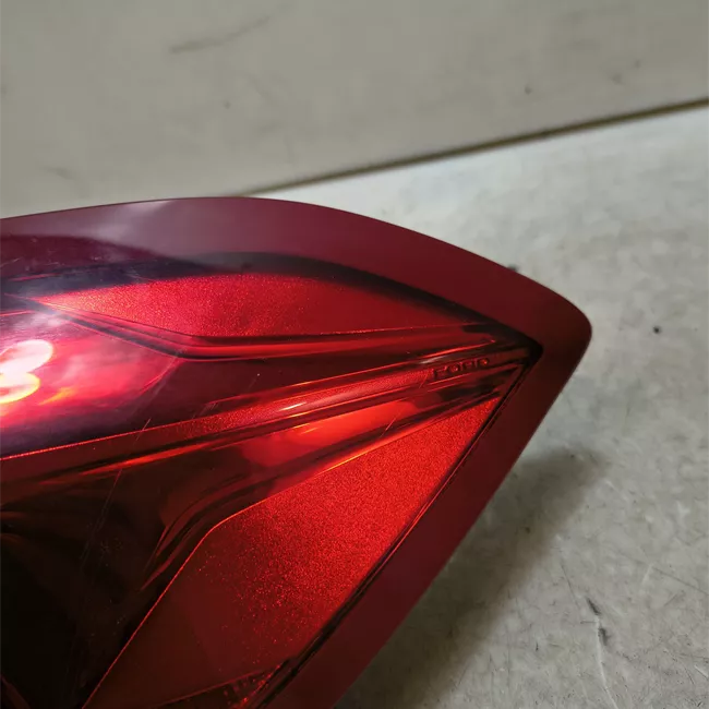 Fanale posteriore parte esterno destro Led