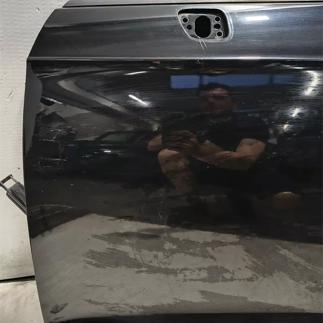 Porta anteriore sinistra