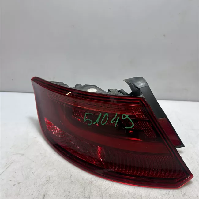 Fanale posteriore parte esterno sinistro Led