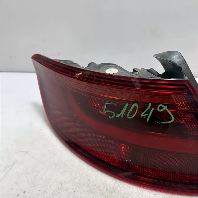 Fanale posteriore parte esterno sinistro Led