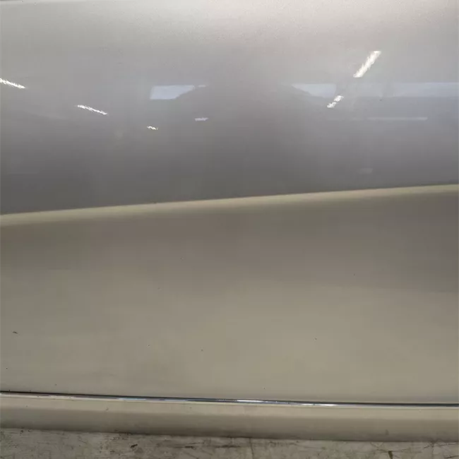 Porta anteriore sinistra