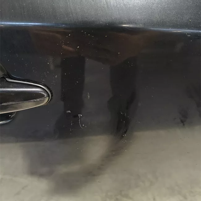 Porta anteriore destra
