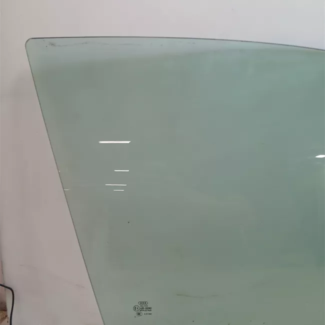 Scendente porta anteriore destro
