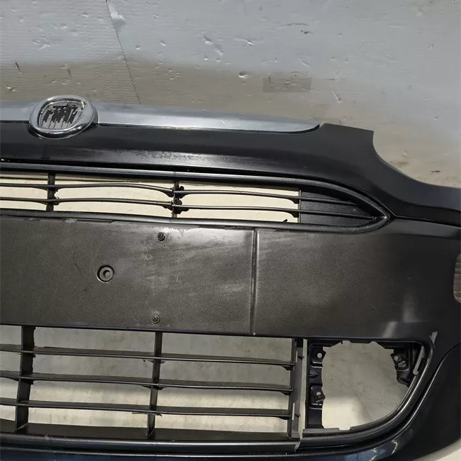 Paraurti anteriore