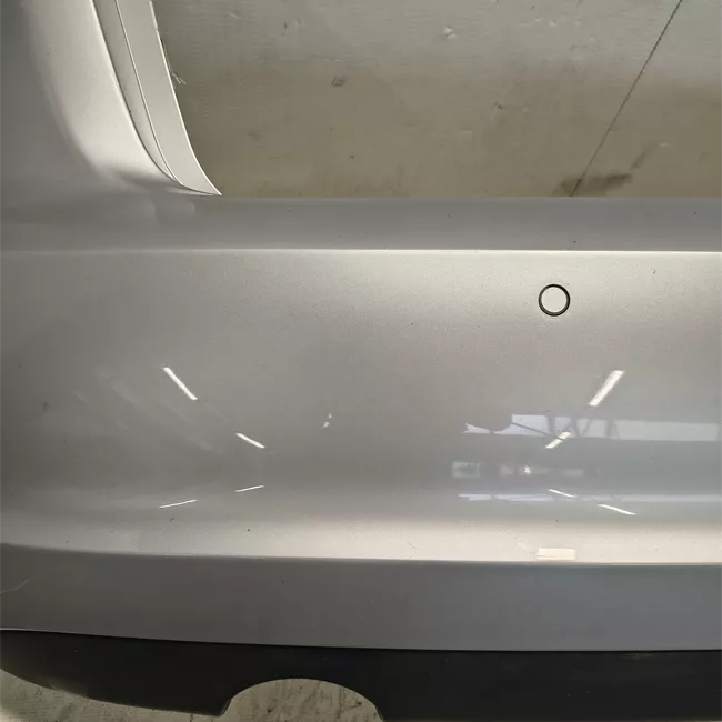 Paraurti posteriore con sensore parcheggio