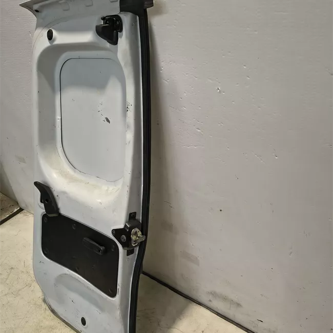 Porta carico posteriore a battente destra