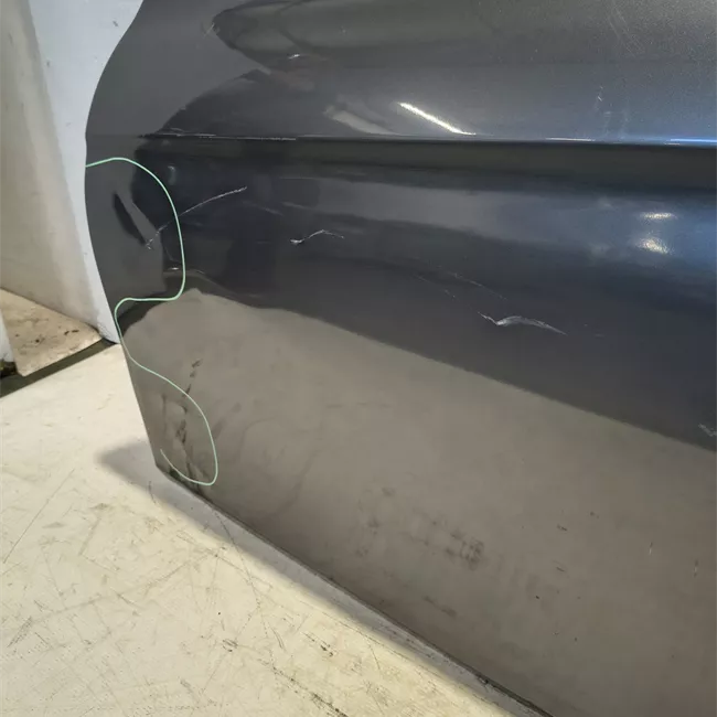 Porta anteriore sinistra