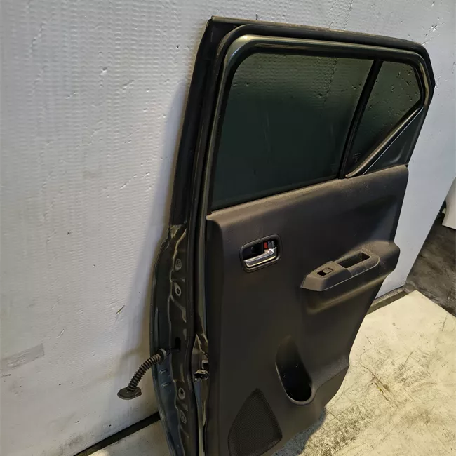 Porta posteriore destra