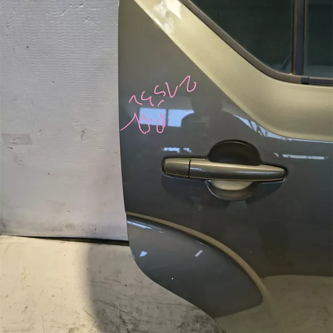 Porta posteriore destra