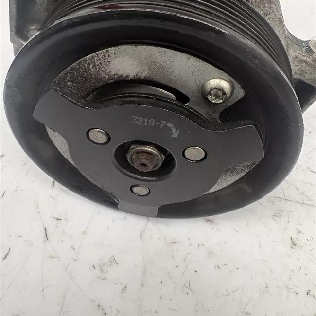 Compressore aria condizionata Denso rotazionale