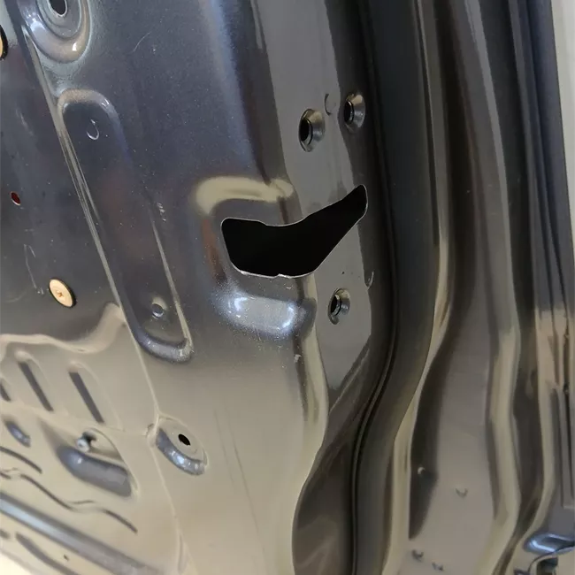 Porta anteriore destra