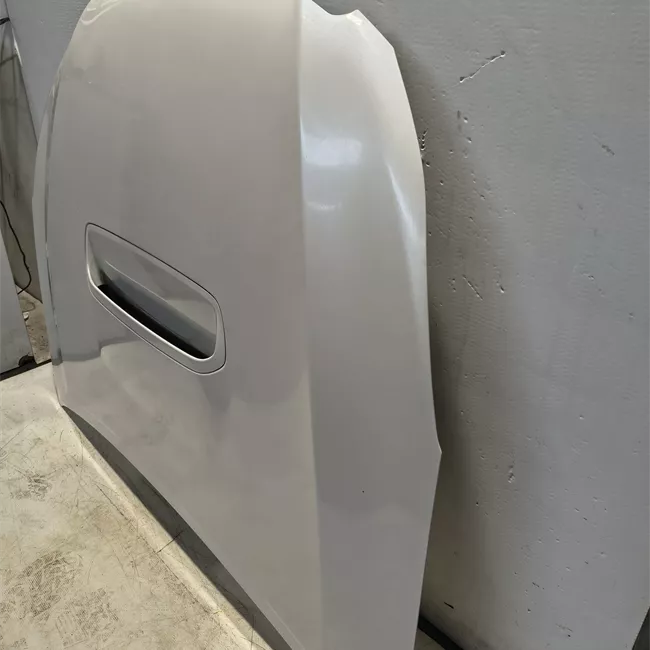 Cofano anteriore