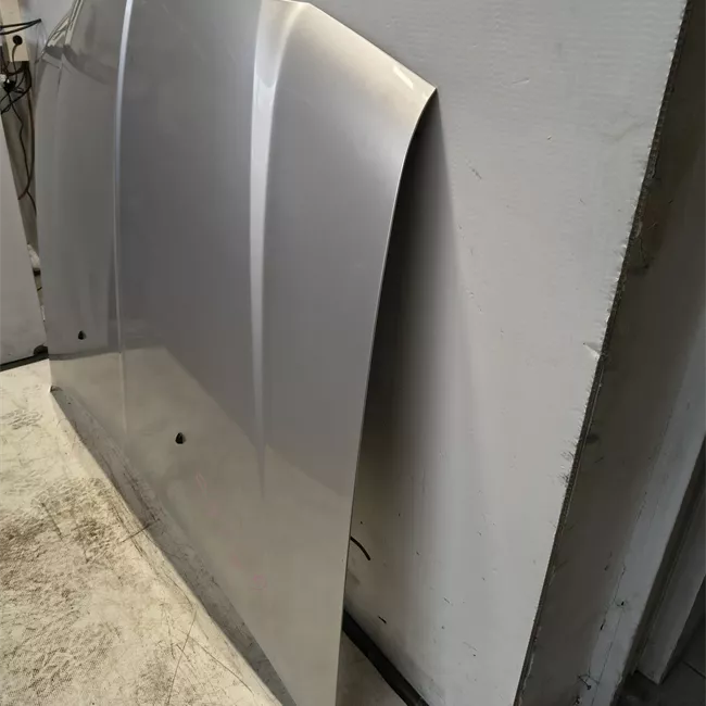 Cofano anteriore