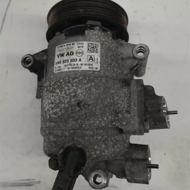 Compressore aria condizionata rotazionale