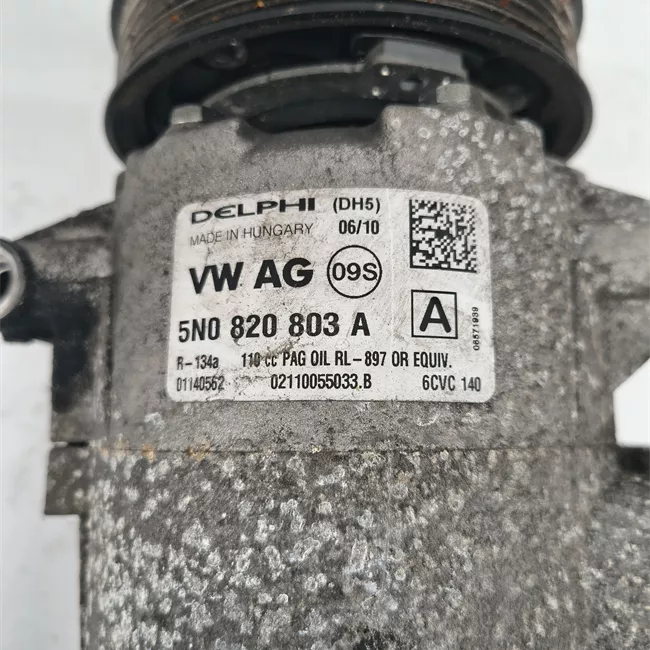 Compressore aria condizionata rotazionale