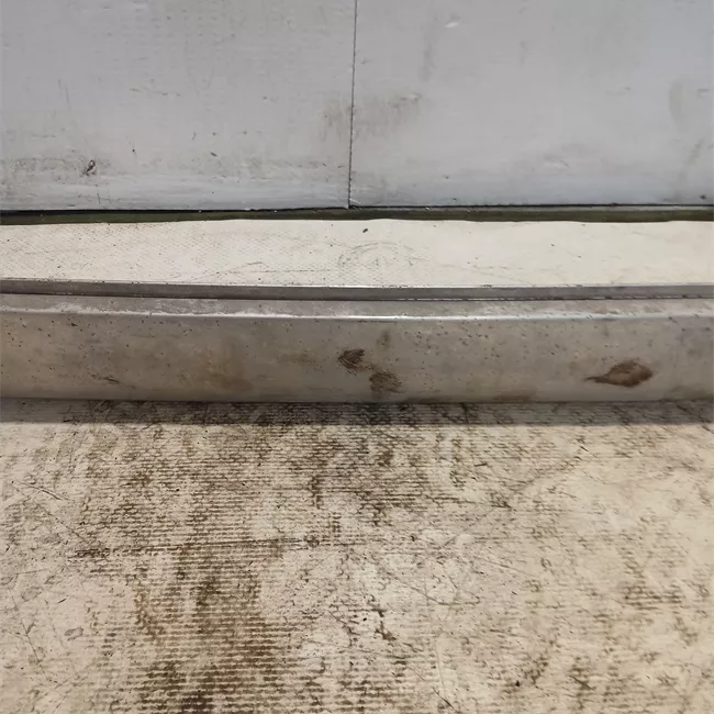 Traversa paraurti anteriore Riparabilità standard