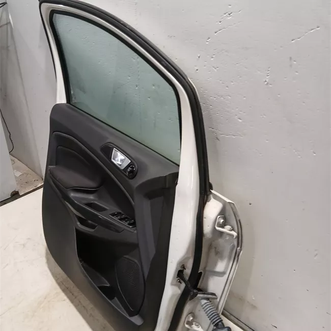 Porta anteriore sinistra