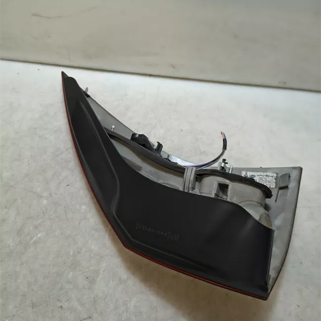 Fanale posteriore sinistro EBASEM-EPACKM