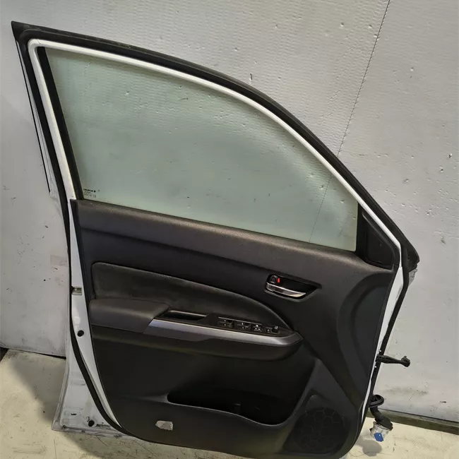 Porta anteriore sinistra