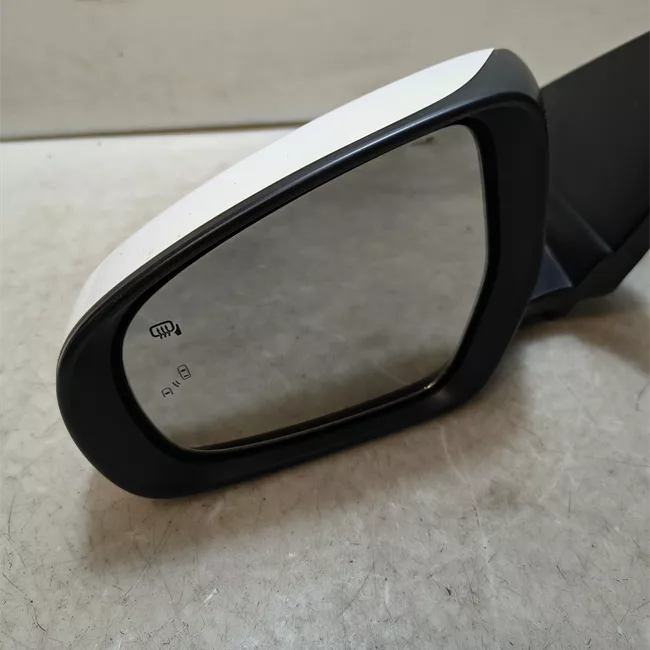 Retrovisore esterno regolazione elettrica sinistro con sensore angolo cieco bianco