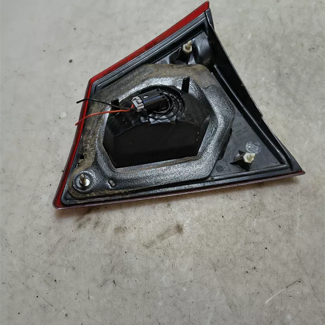 Fanale posteriore parte interno sinistro
