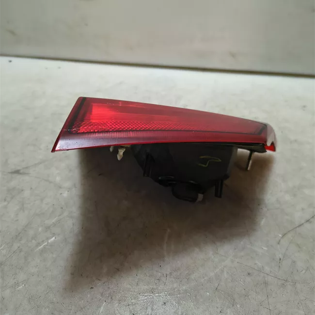 Fanale posteriore parte interno destro