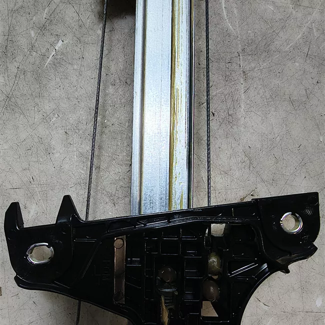Alzacristallo elettrico porta anteriore con motorino sinistro