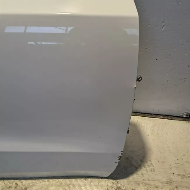 Porta anteriore destra