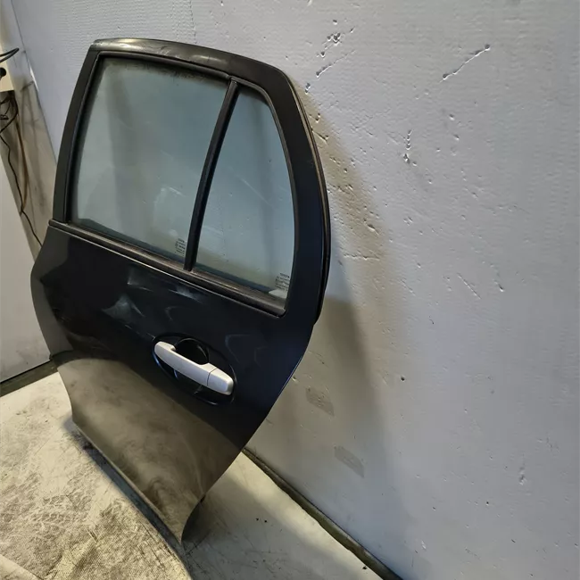 Porta posteriore sinistra