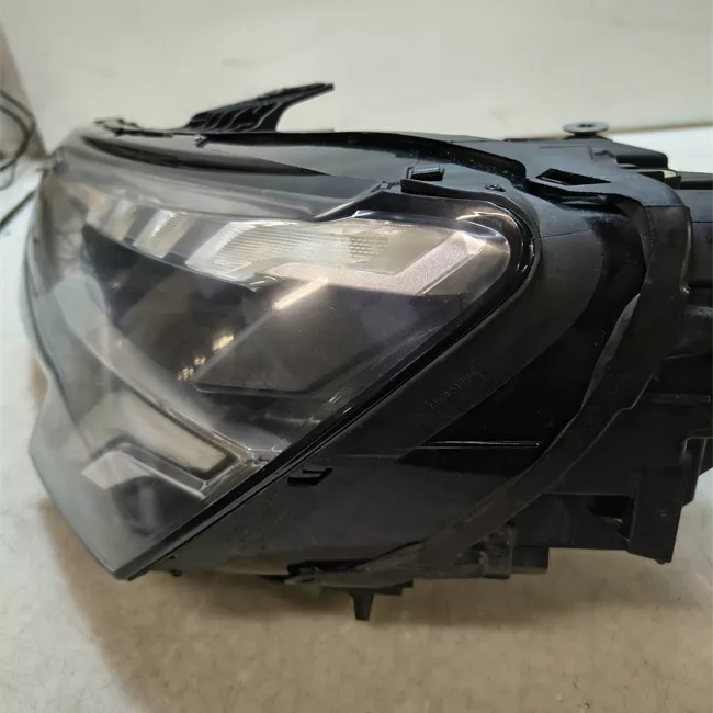 Proiettore sinistro Full led