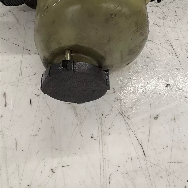 Pompa servosterzo TRW con serbatoio