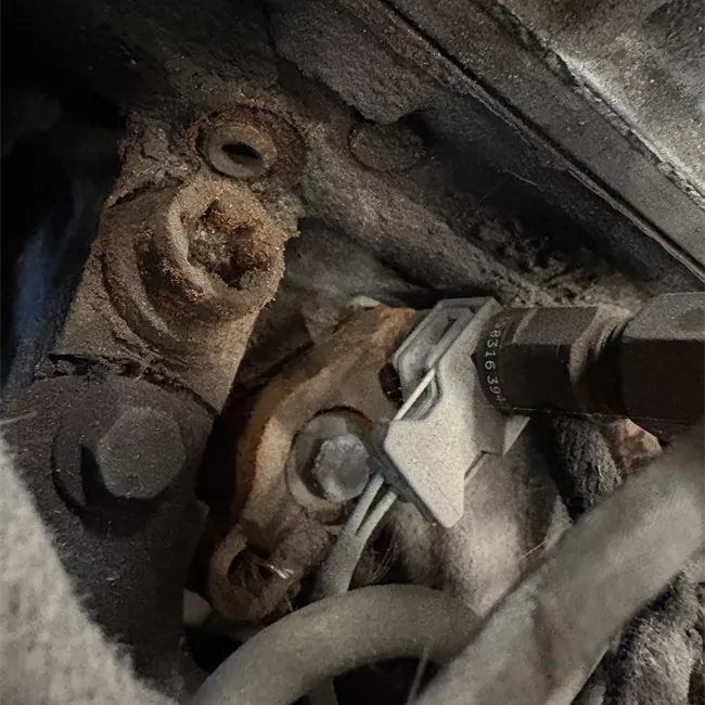 Motore semicompleto rotazionale