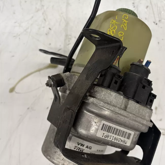 Pompa servosterzo con elettromotore