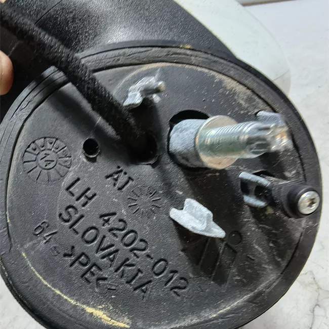 Retrovisore esterno regolazione elettrica sinistro con indicatore direzione/memory