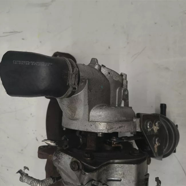 Turbocompressore con collettore scarico