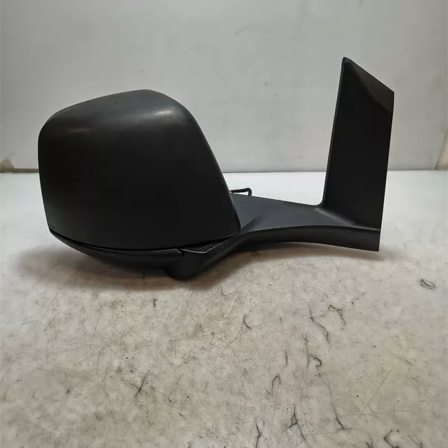 Retrovisore esterno regolazione elettrica destro con rilievo punto visibilità 0
