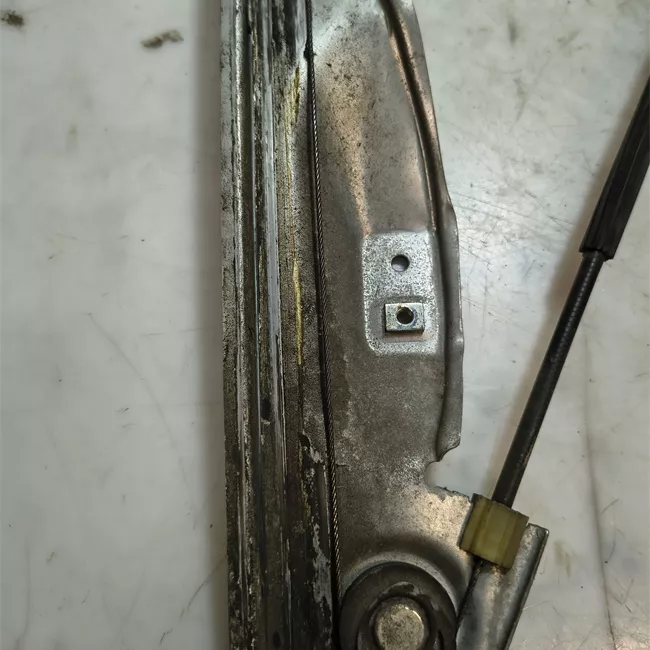 Alzacristallo elettrico porta anteriore destro con motorino