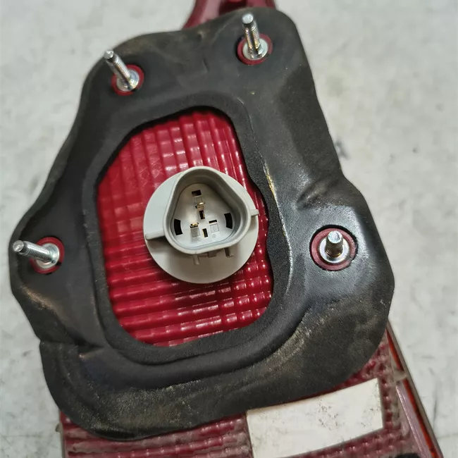 Fanale posteriore parte interno sinistro
