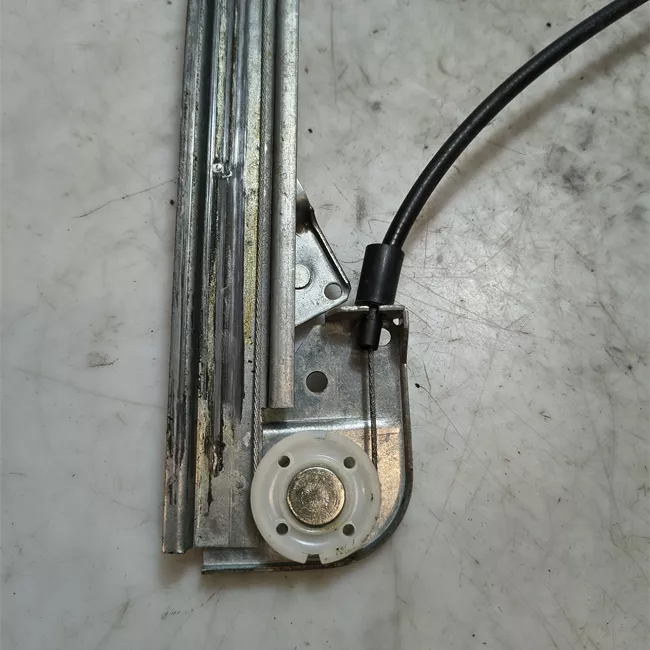 Alzacristallo elettrico porta anteriore con motorino sinistro