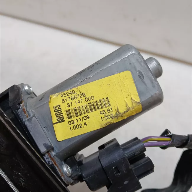 Alzacristallo elettrico porta anteriore destro con motorino