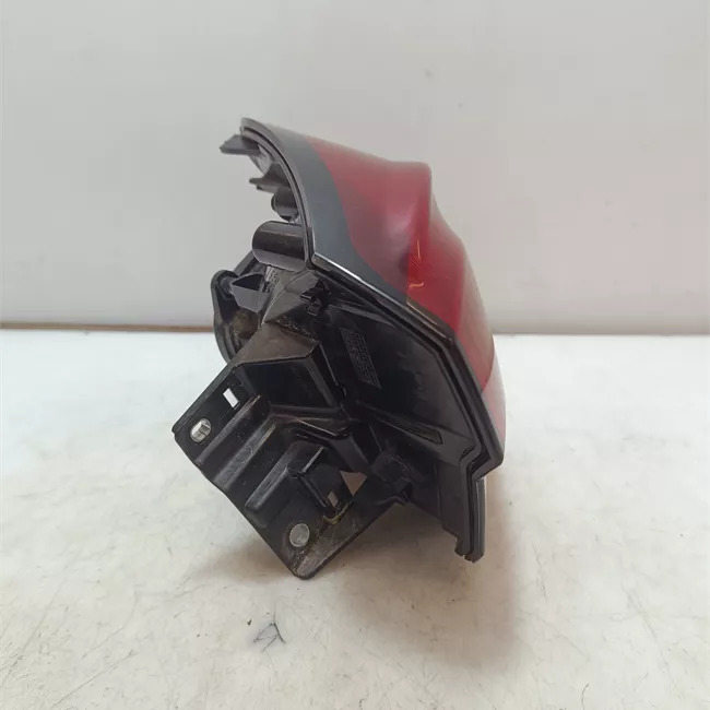 Fanale posteriore parte esterno destro